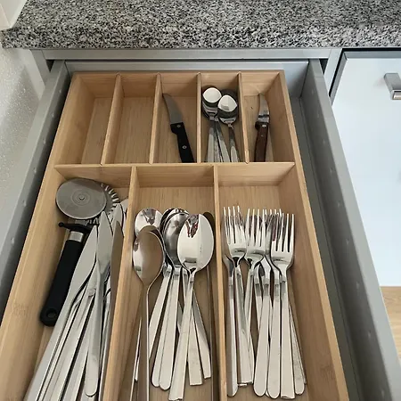 Apartment Dhh Neubau 140qm Fuer Bis Zu 7 Personen Mit Terrasse Und 2 Grossen Stellplaetzen *